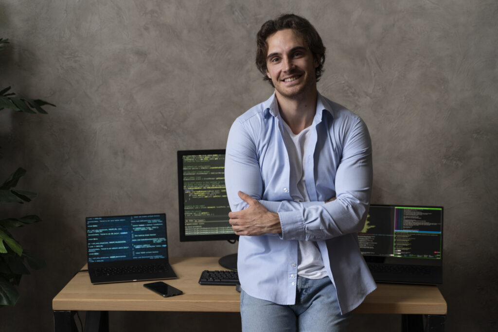 Full Stack Developer training roadmap from beginner to professional in one year with Gradious